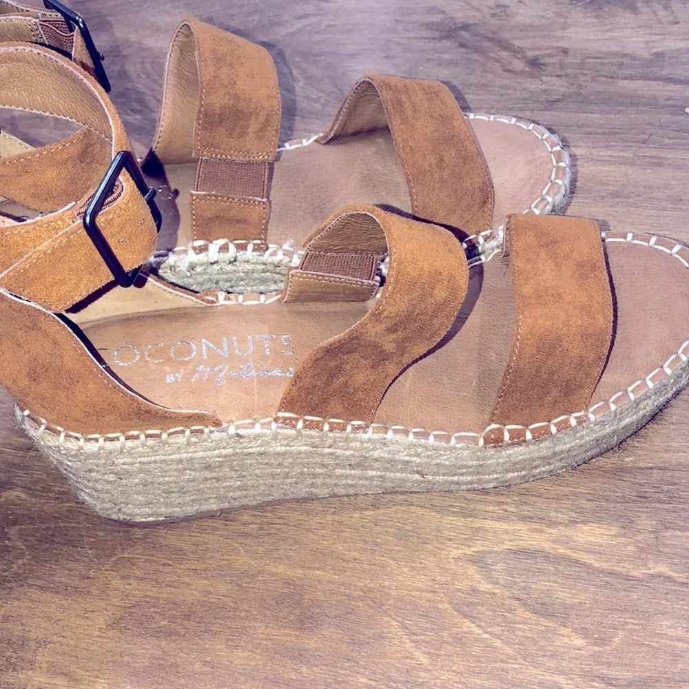 Coconuts by Matisse coconuts by